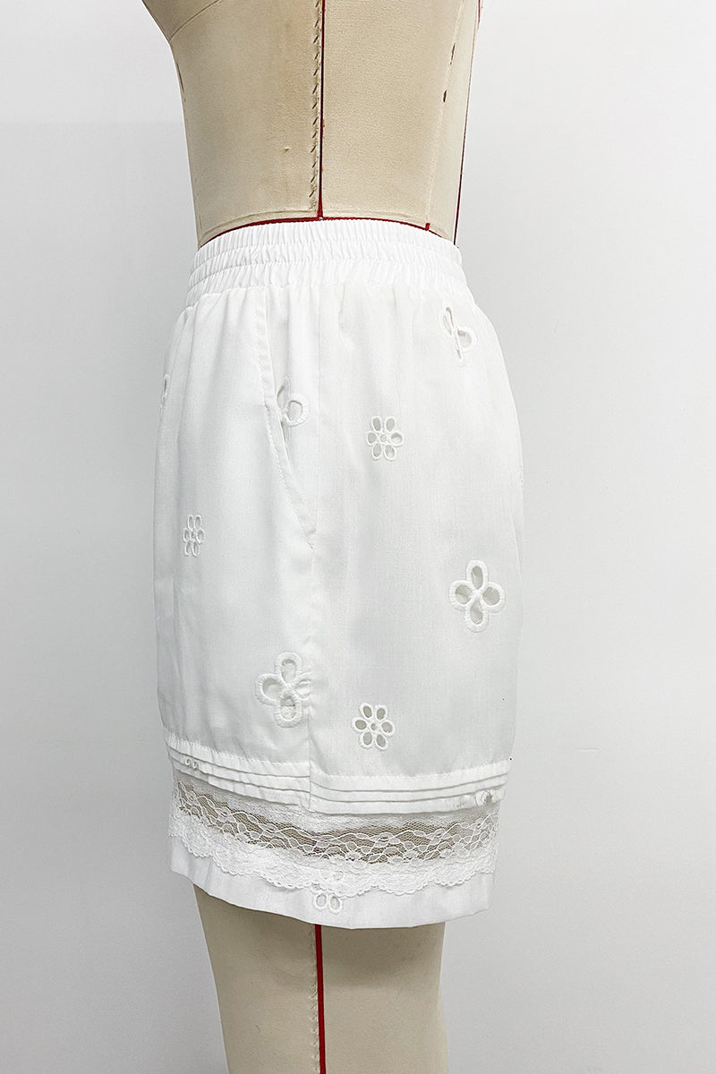 WHITE (5).jpg