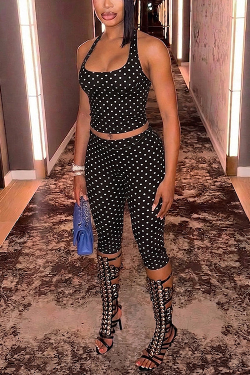 BLACK (3).jpg