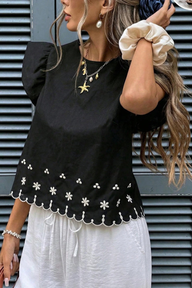 BLACK (2).jpg