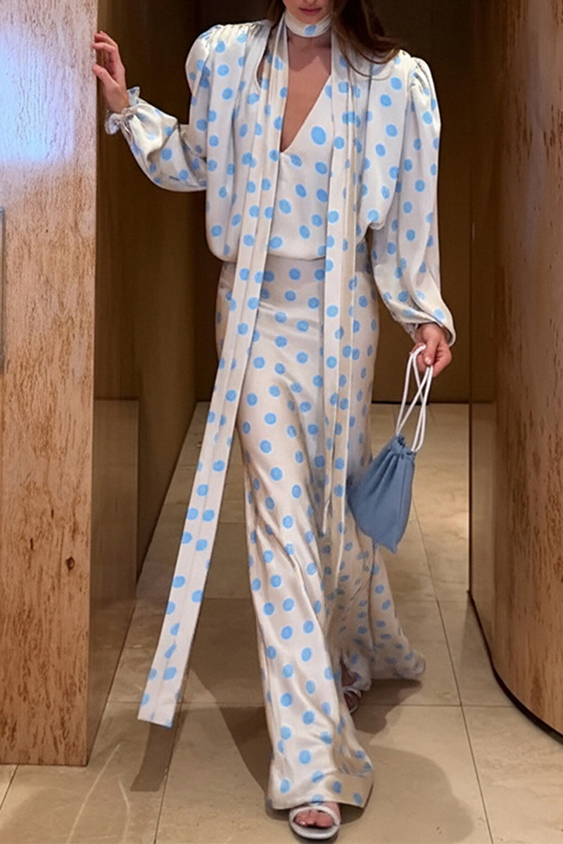 BLUE (3).jpg