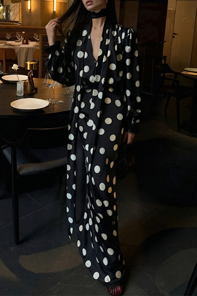 BLACK (1).jpg