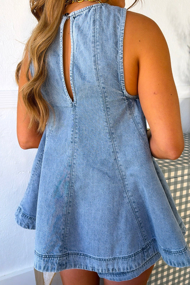 BLUE (3).jpg