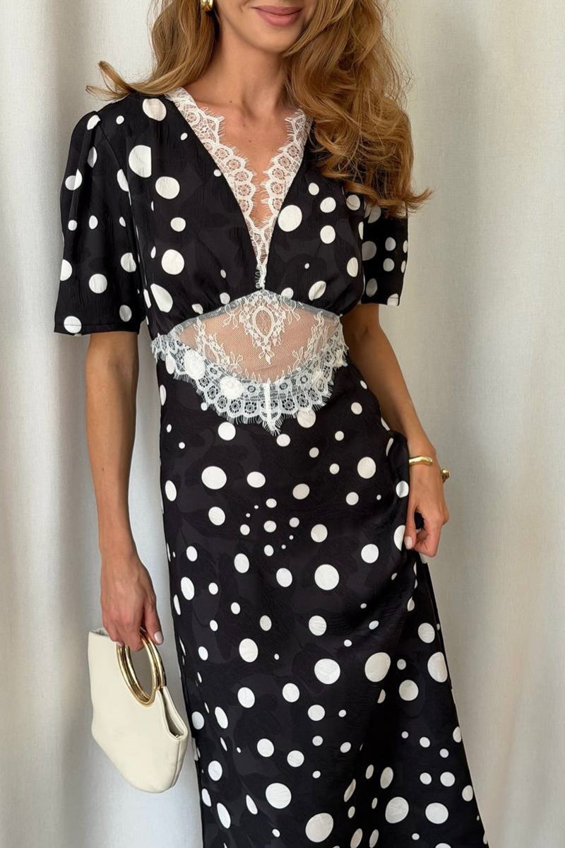 BLACK (2).jpg