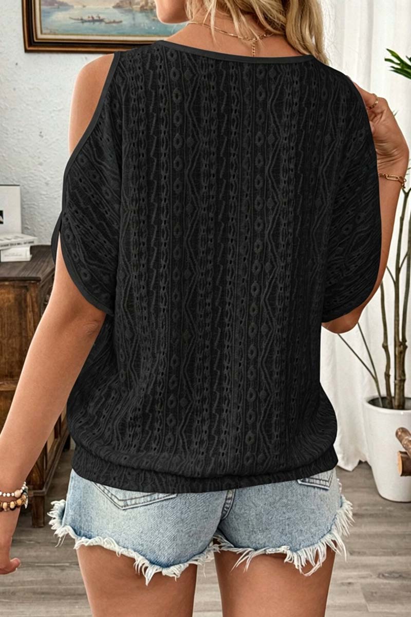 BLACK (3).jpg